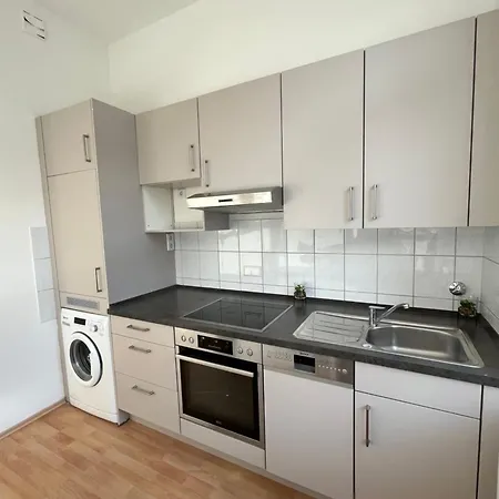 Moderne Rheinresidenz Apartment Dusseldorf